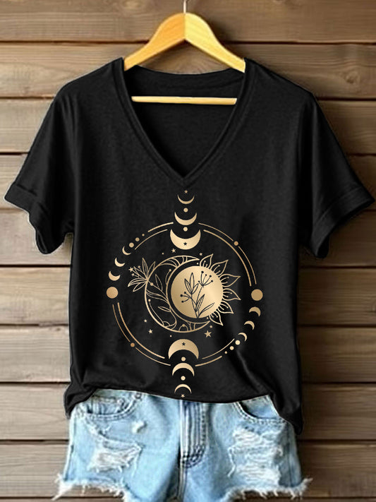 Women's Tribal Sun And Moon Print V-Neck T-Shirt