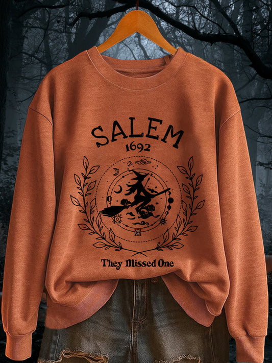 Women's Funny Halloween Witch Salem 1692 They Missed One Sweatshirt