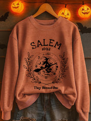 Women's Funny Halloween Witch Salem 1692 They Missed One Sweatshirt