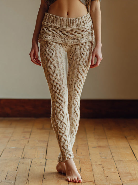 Women's Celtic Knot Pattern Cozy Leggings