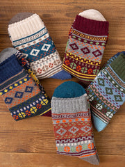 Men's Soft and Warm Retro Rainbow Contrast Socks (5 Pairs)